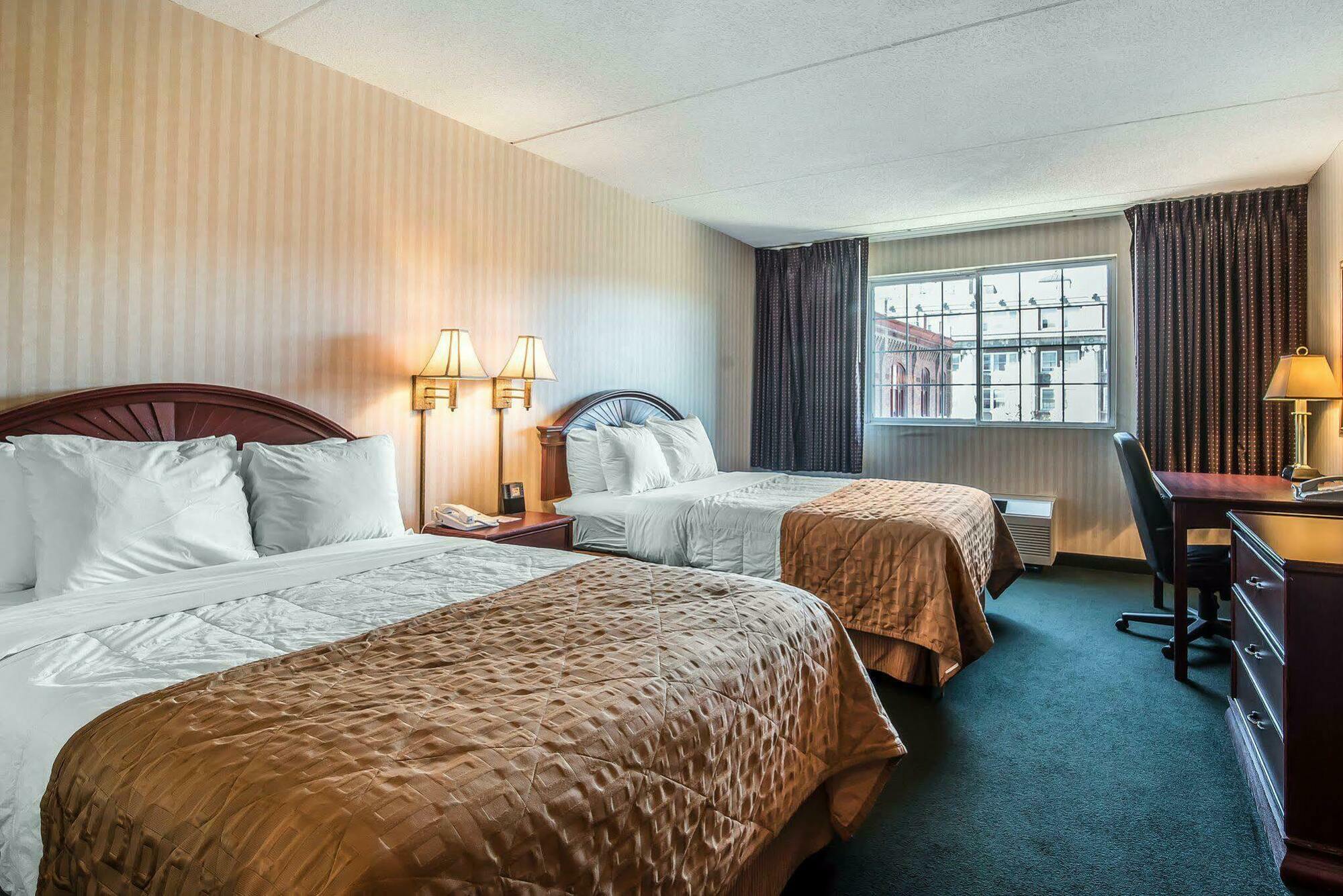 The Marx Hotel - Downtown - University Area Oneonta Kültér fotó