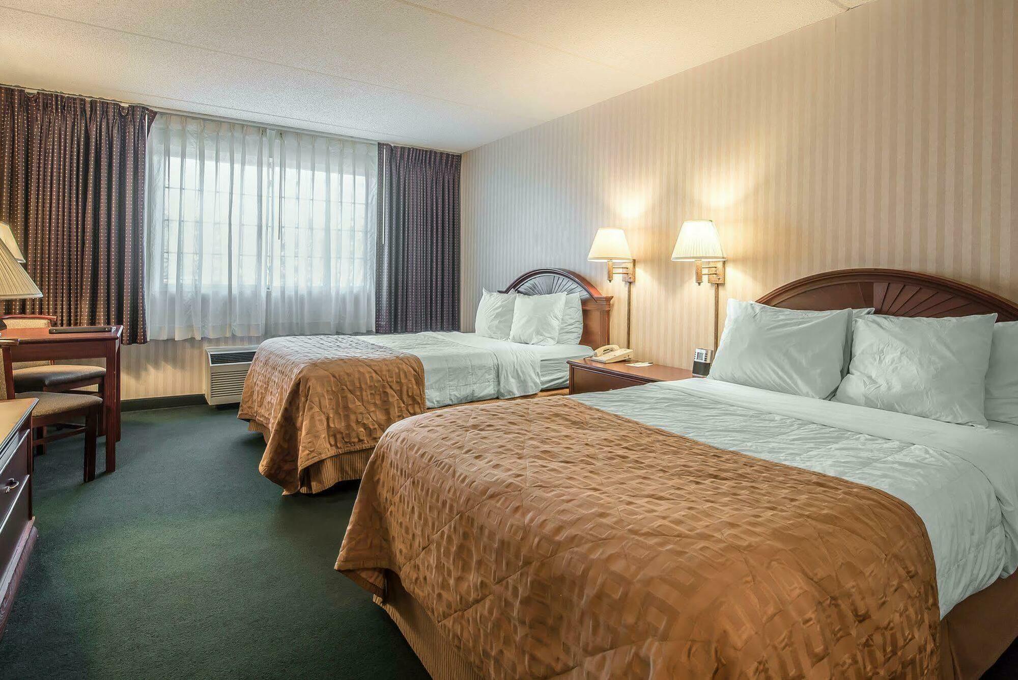 The Marx Hotel - Downtown - University Area Oneonta Kültér fotó